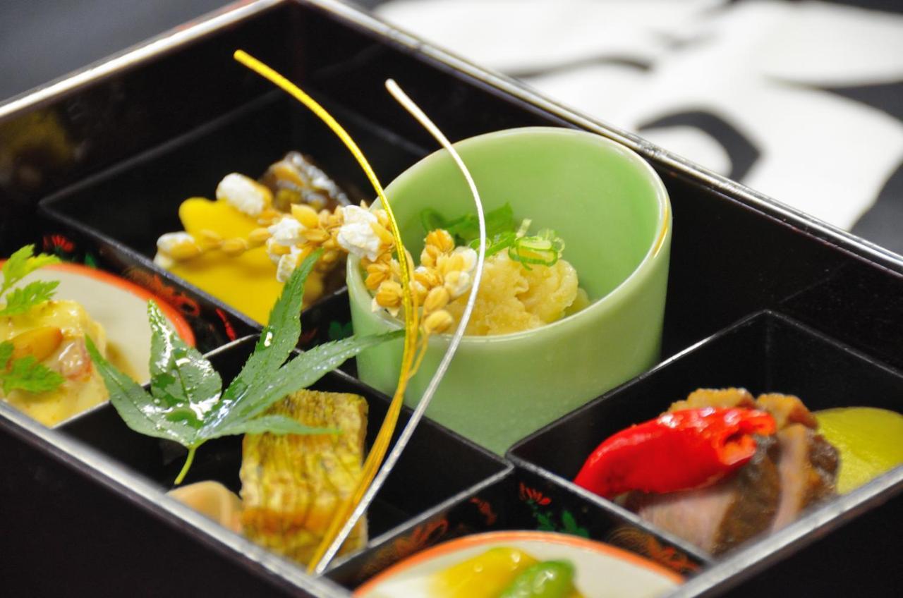 Kadonobo Ryokan Kōbe Esterno foto
